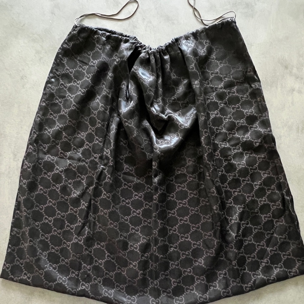 Gucci logo drawstring duster bag
